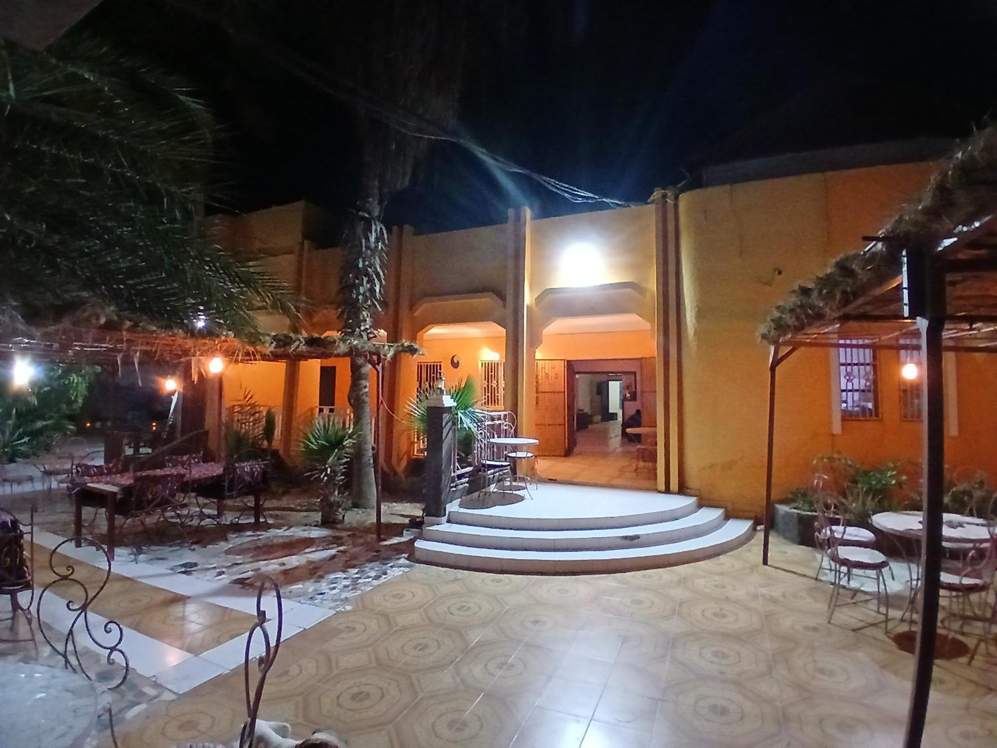 Auberge Triskell Нуакшот Экстерьер фото